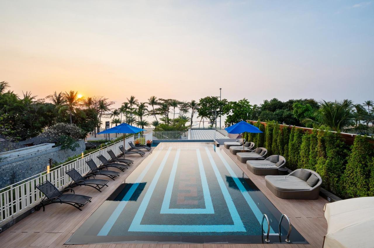 Mera Mare Pattaya Beach And Resort Esterno foto
